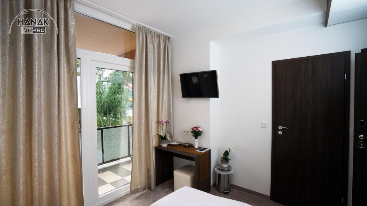 Hotel Irisz Nyíregyháza Dış mekan fotoğraf